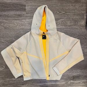 Nike Tech Fleece Jacket Size Medium